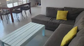 1 BR APT with AC , TV , wi-fi near DT and beach - Image 5