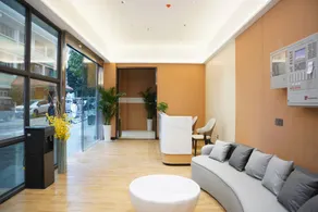 Yiyu Hotel (Guiyang Happy World Branch) - Image 3