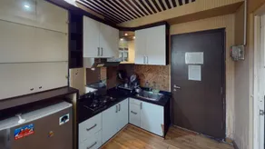 One bedroom The Suites Metro Apartment - Yudis - Image 4