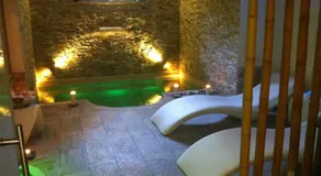 Aurelia Garden Gold B&B - Image 3