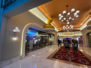 GENTRY MANOR fast WiFi,Balcony near Okada,MOA&NAIA 8Q - Image 3
