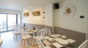 Athinais Luxury Apartments - Image 2