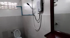Nomad Guesthouse - Image 2