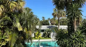 White Horse Motel - Image 3