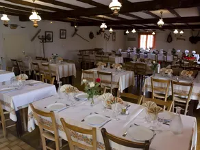 L'Auberge Fleurie - Image 2