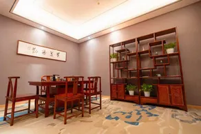 Yike Art Hotel - Image 4