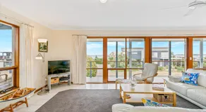 108 Morrison - Beach Views - No Linen Included - Image 2