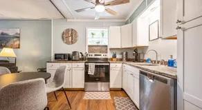 Stylish 2BR Unit Near Roswell & Woodstock - Image 4