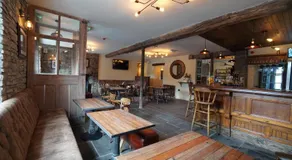 The Horseshoe Inn - Image 4