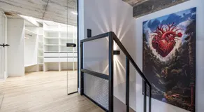Center loft apartment near port - Image 3