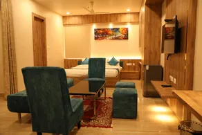 Hotel Sree Kubera Grand - Image 5