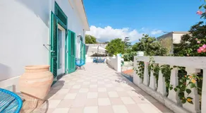 La Casa Bianca - Image 5