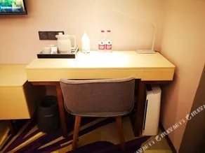 Ruiting Yi Jing Hotel - Image 5