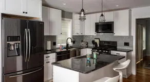 Queen Bed - Boston - RM 2 - Image 3
