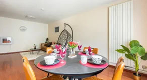 Luxe apt with parking & garden in wilrijk antwerp - Image 3