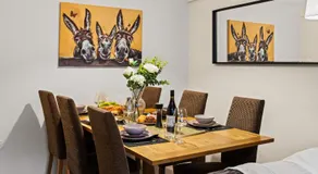 Forest View- Oasis Mural -Didsbury Zen Sleeps 10 - Image 5