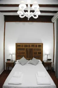 HABITACIONES LAS TERMAS - Image 2