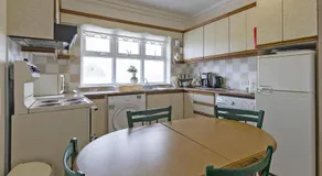 Matthews Traditional Holiday Cottage by Trident Holiday Homes - Image 4