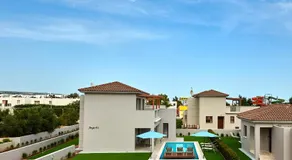 Angie Luxury Beach Villas - Image 3