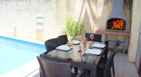 400 year old converted farmhouse with private pool - Image 3