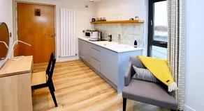The Salt Lodge - Image 2
