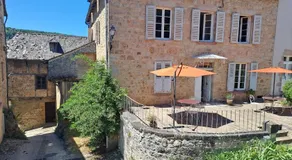 La Maison du Griffoul BB à Salles la Source cascade et terroir - Image 3