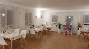Mainstern Hotel - Image 2
