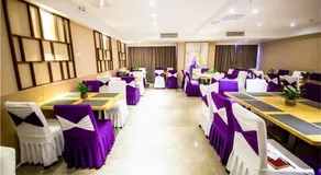 Lavande Hotel Luzhou BBQ new World - Image 4