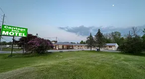 Carriage Inn Motel - Image 3