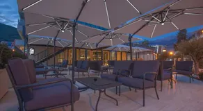 Blue Marlin Apartments - Image 4
