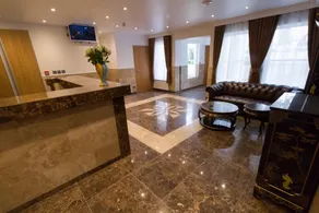 Congress Apartments - Image 2
