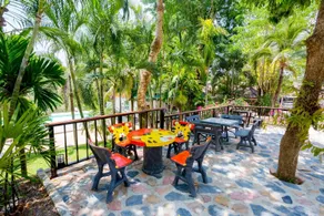 Pechmaneekan Beach Resort - Image 4