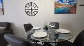 Modern 1BR APT with Terrace Near Marina - Central Msida - Image 4