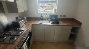 Luxury 2 Bed Apartment Central Yarm - Image 5