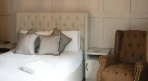 Bulls Head Inn Rooms - Image 3