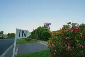 Olympia Motel - Image 5