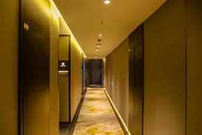 Qingyang Hongrui Yaju Hotel - Image 3