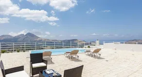 Petres Villas - Image 4