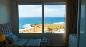 Seafront overlooking beach - Image 3