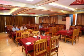 Hotel skml Grand - Image 3