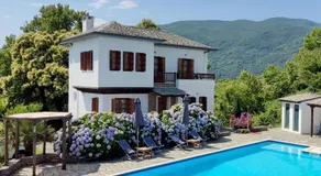 Vrionis House - Image 2