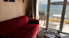 Une terrasse sur la mer - Image 2