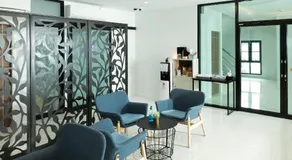B Hotel - Image 5