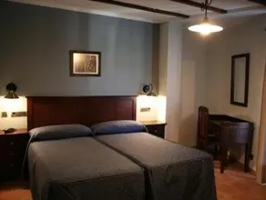 Hotel Tharsis - Image 2