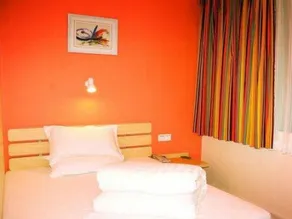 7 Days Inn Jinan Daming Lake East Gate Branch - Image 4