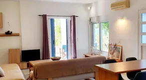 Διαμέρισμα με υπέροχη θέα Porto Cheli Kounoupi - Image 2