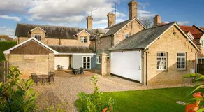 Finest Retreats - The Stables at Crimplesham - Image 5