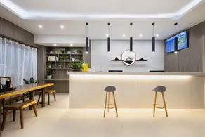Huaju Hotel (Haining Haichang Road subway station store) - Image 3
