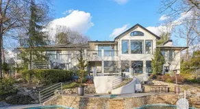 Luxury Mansion Available with Pool, Gym & More - Image 5