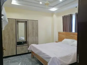 Navid's Holiday Resort & Hotel, Murree Apartment 3 - Image 2